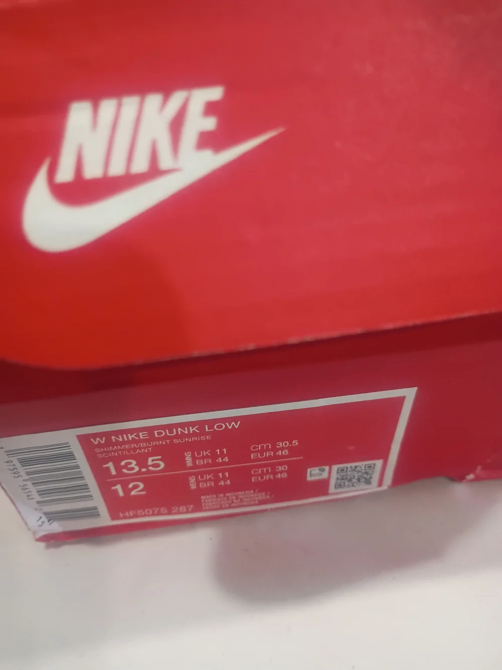 Nike Kids Shoes - White/Red Nike Dunk Low (Kids)